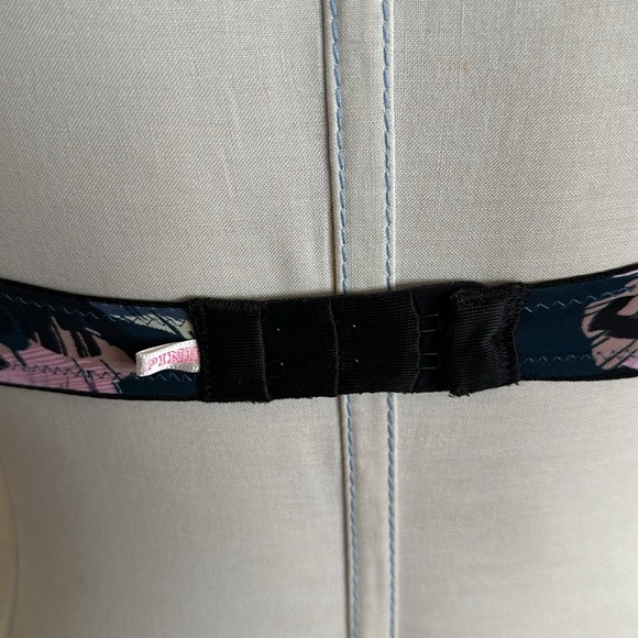 Victoria’s Secret Pink Wear Everywhere Teal Purple Floral White Logo T-Shirt Bra - Picture 7 of 9